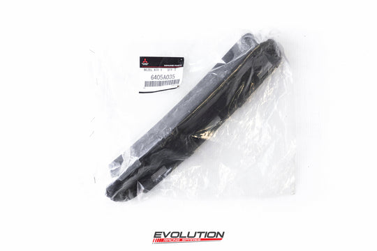 Genuine Mitsubishi Evolution Evo 9 Front Bumper Air Intake Duct LHS Passenger (6405A035)